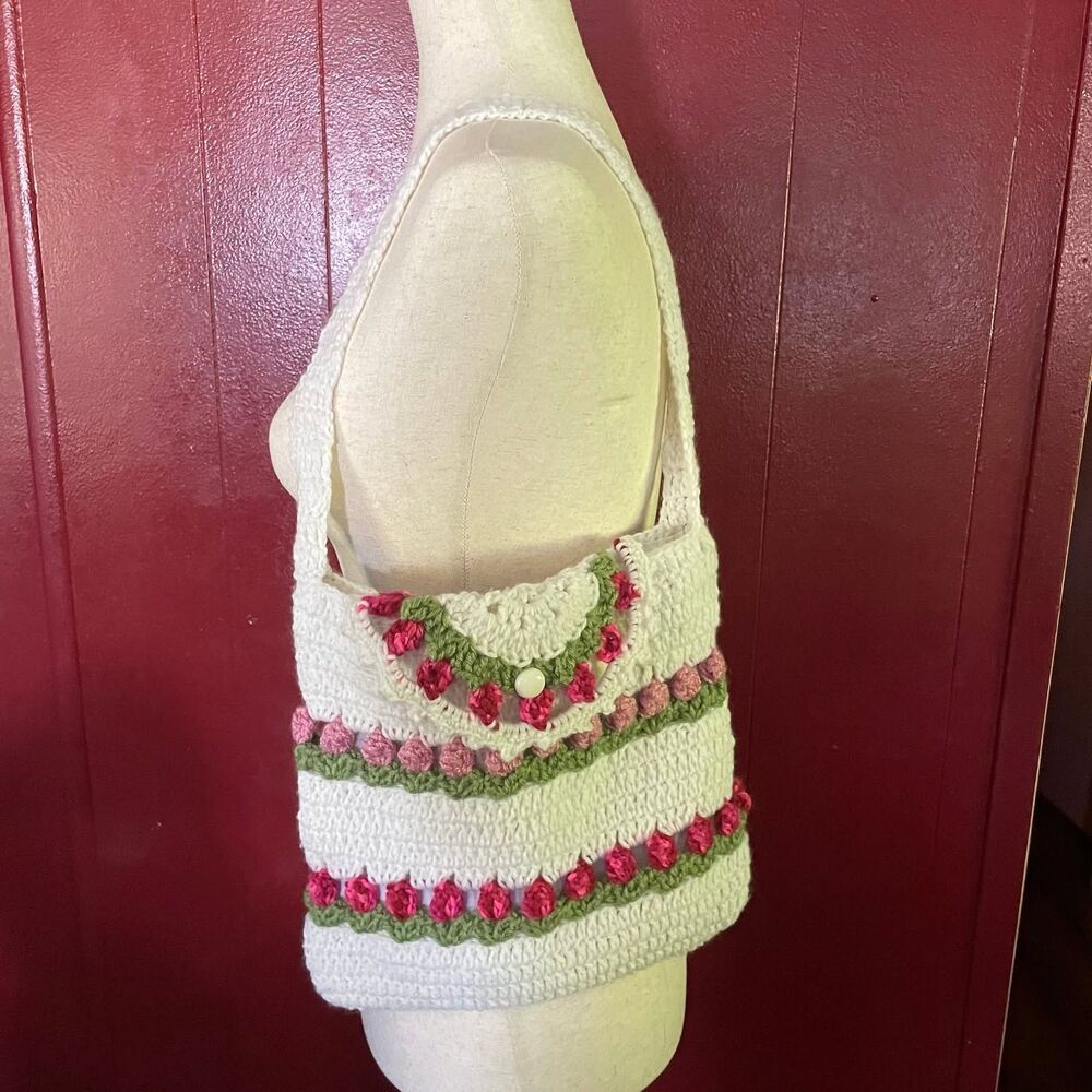 Vintage Handmade Crocheted Lined Tulip Handbag